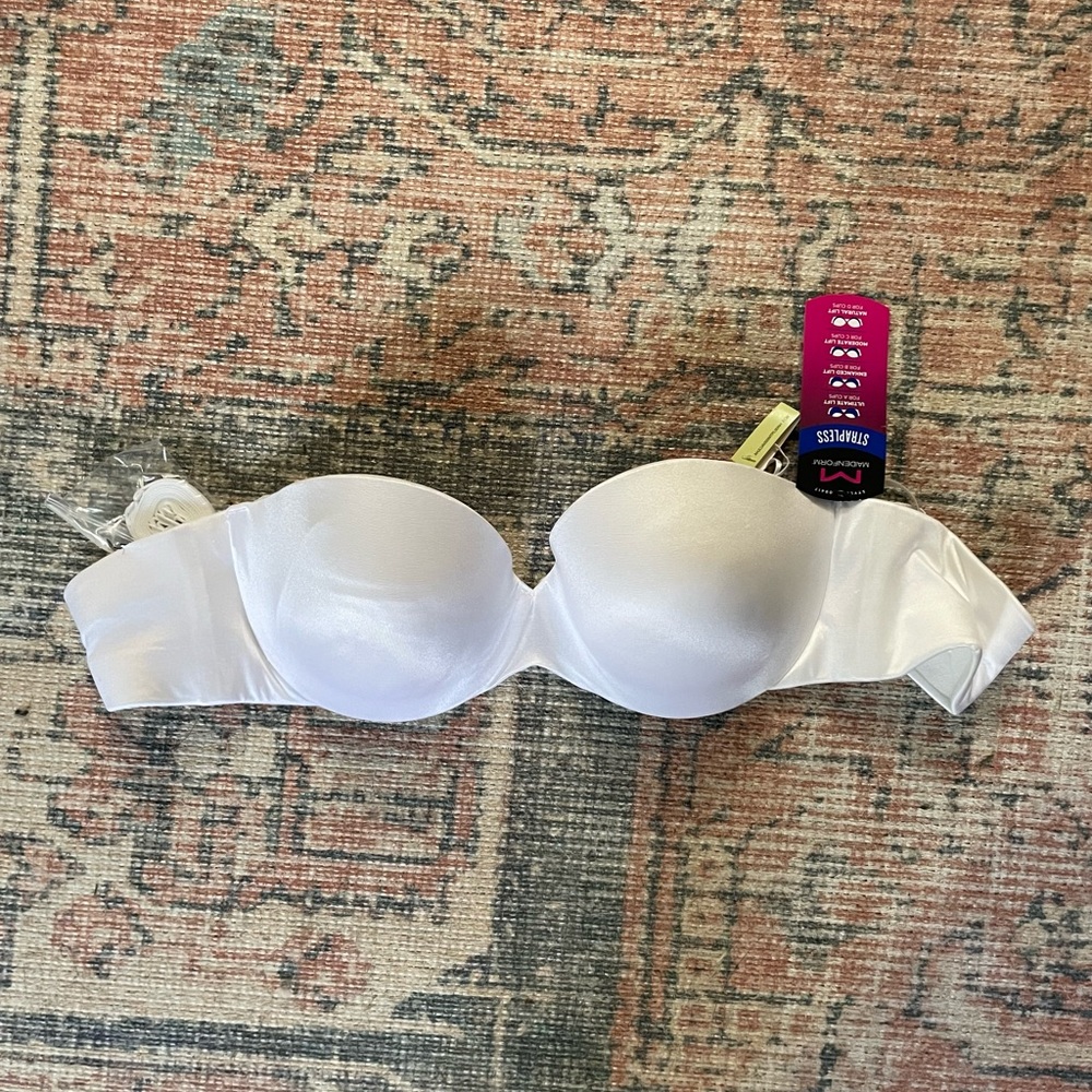NWT white strapless bra